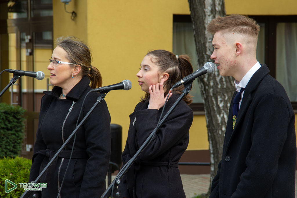 kolteszet25 7