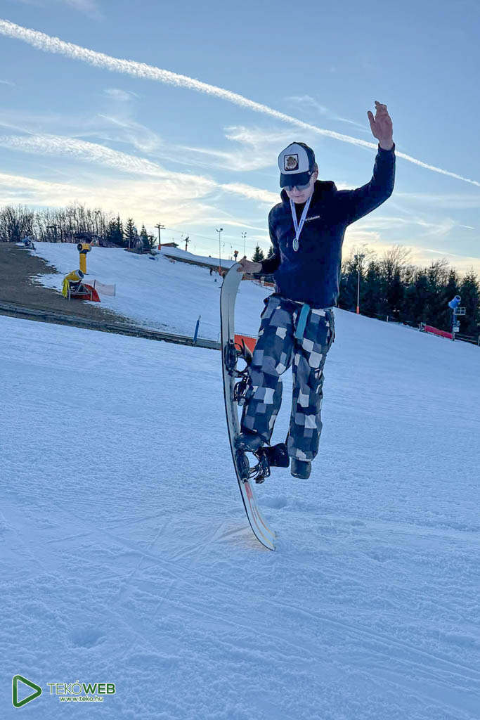 20260303 snowboard 2